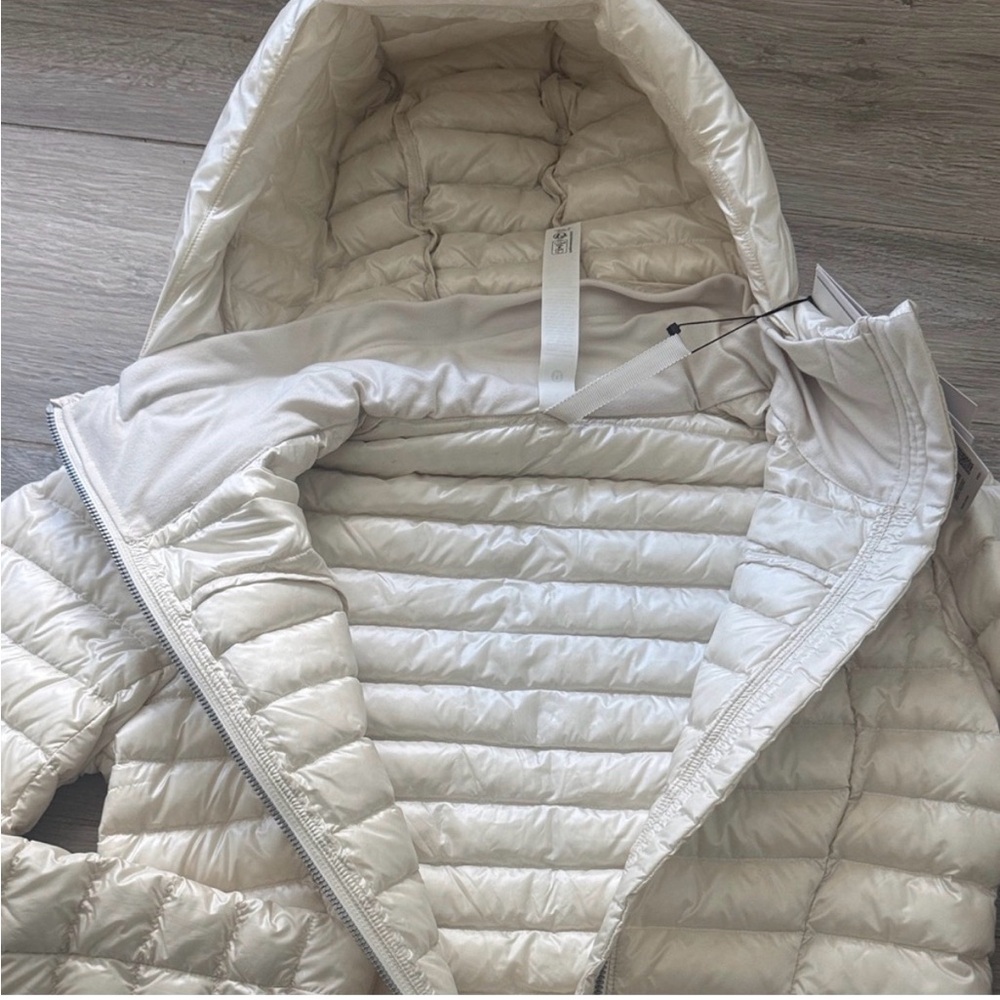 Lululemon Lustre Women's Pack it Down Puffer Jacket - Picture 7 of 8